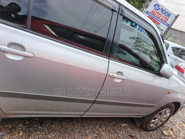 Toyota Probox 1.5 CNG 2WD 2010 Silver