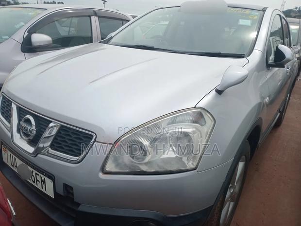 Nissan Dualis 2011 Silver