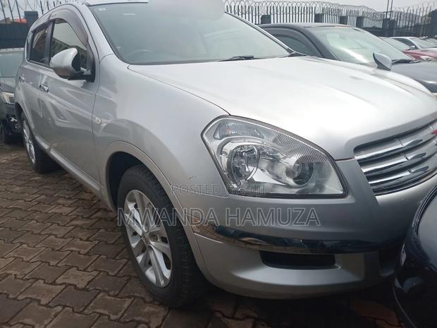 Nissan Dualis 2013 Silver