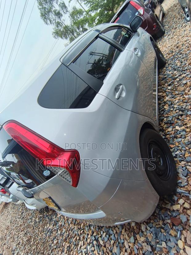 Toyota Passo Sette 1.5 AWD 2010 Maroon