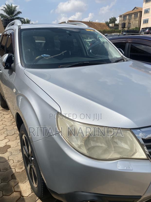 Subaru Forester 2011 Silver