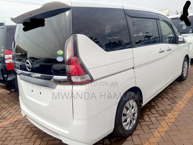 Nissan Serena 2015 White