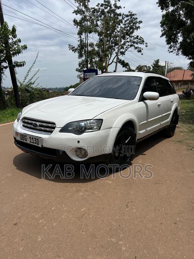 Subaru Outback 2.5 XT Limited Wagon 2007 White