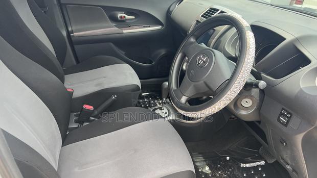 Toyota IST 2010 White