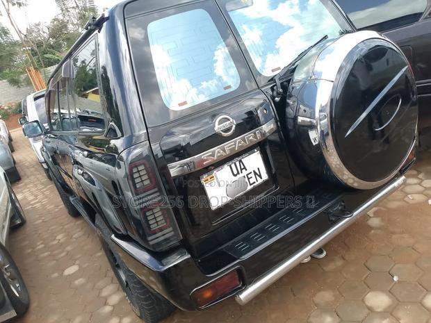 Nissan Patrol 4.8 GRX Tiptronic 2006 Black