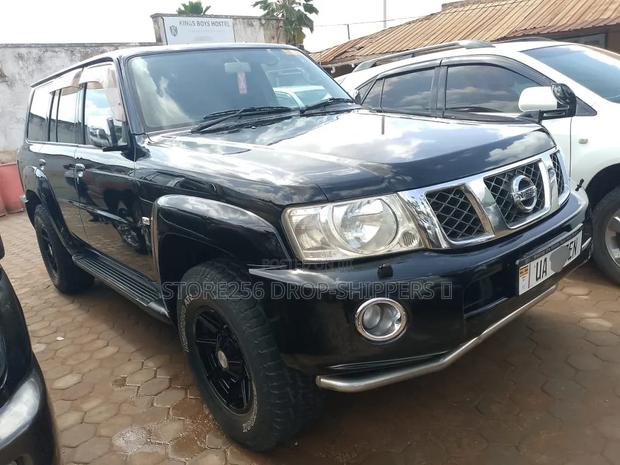Nissan Patrol 4.8 GRX Tiptronic 2006 Black