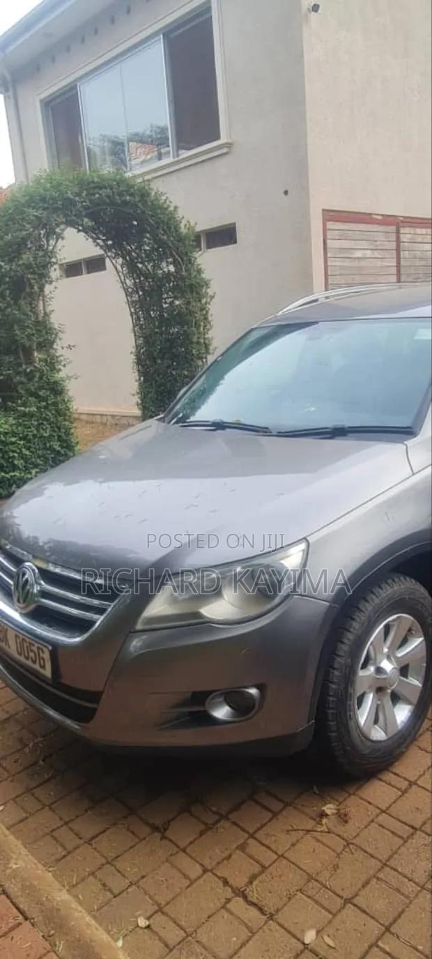 Volkswagen Tiguan S 4Motion 2011 Beige