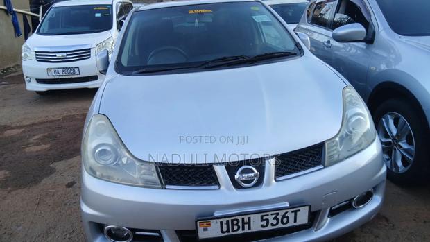 Nissan Wingroad 2009 Silver