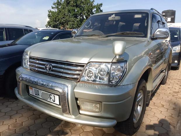 Toyota Land Cruiser Prado 2.7 16V 5dr 2001 Silver
