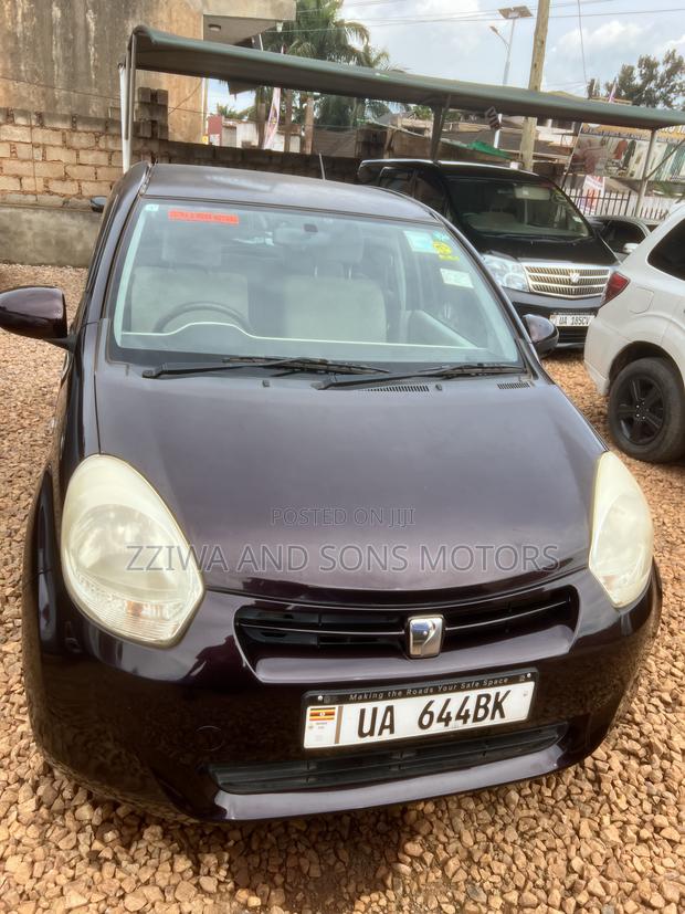 Toyota Passo 1.0 AWD 2014 Maroon