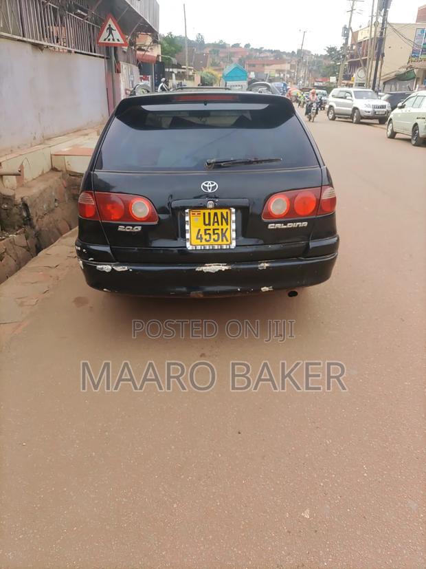 Toyota Caldina 1999 Black