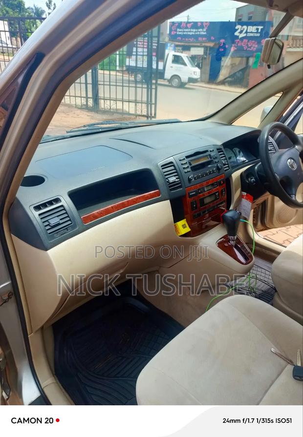 Toyota Corolla Spacio 2005 Silver