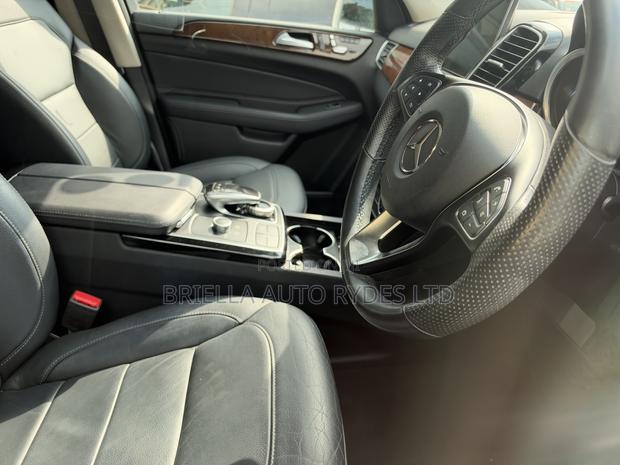 Mercedes-Benz M Class 2014 White