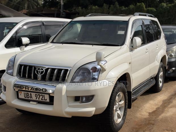Toyota Land Cruiser Prado 2009 White