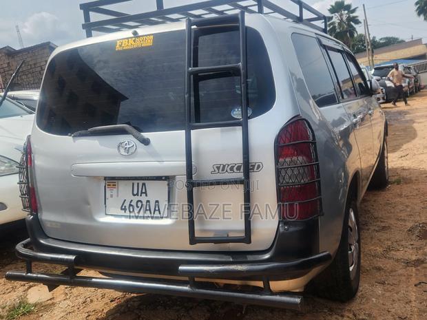 Toyota Probox 2016 Silver