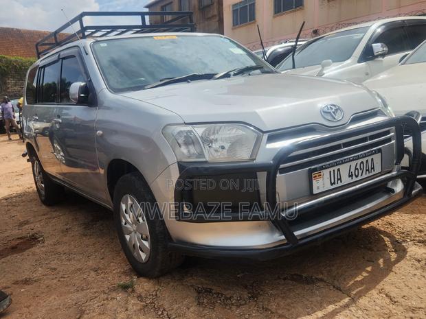 Toyota Probox 2016 Silver