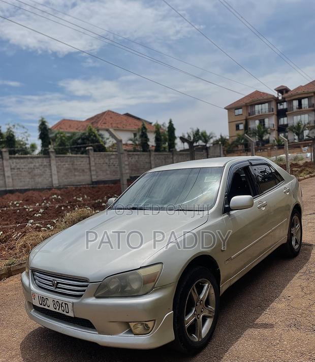 Toyota Altezza AS 200 2001 Silver
