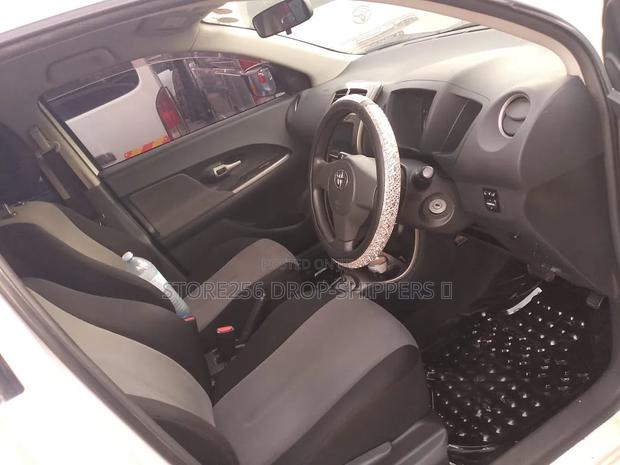 Toyota IST 2010 White