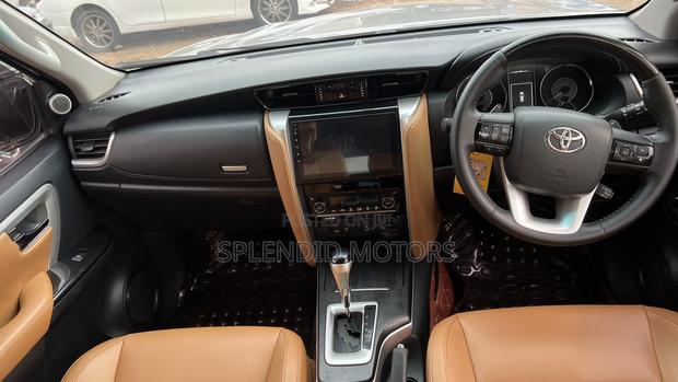 Toyota Fortuner 2016 Gray