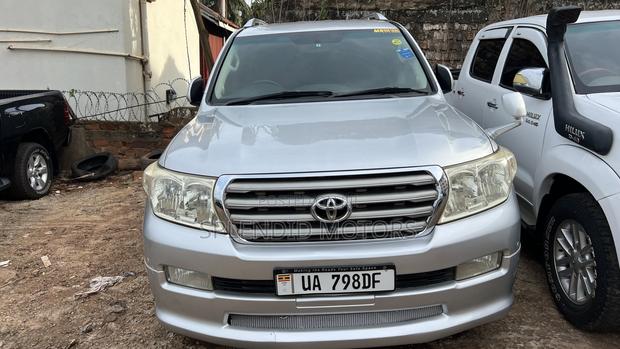 Toyota Land Cruiser 2008 Silver