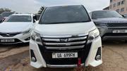 Toyota Noah 2014 White for sale