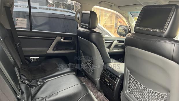 Toyota Land Cruiser 2013 Black
