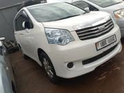 Toyota Noah 2.0 158hp FWD (8 Seater) 2011 White for sale