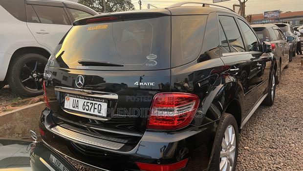 Mercedes-Benz M Class 2012 Black