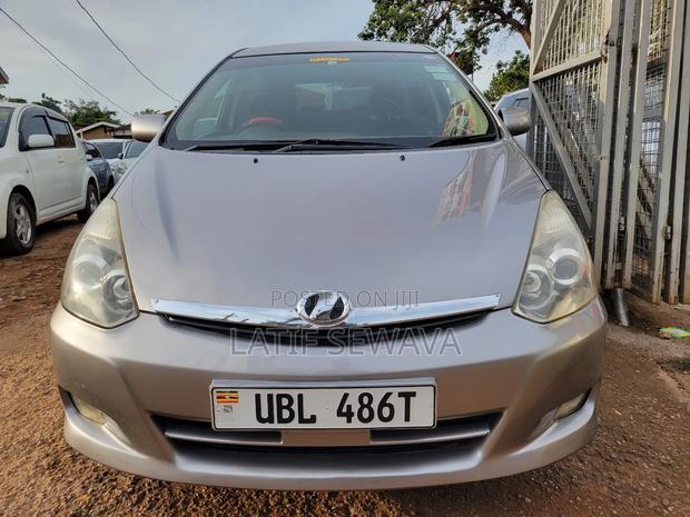 Toyota Wish 2007 Gray
