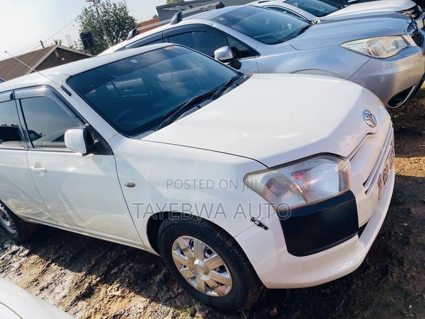 Toyota Succeed 2015