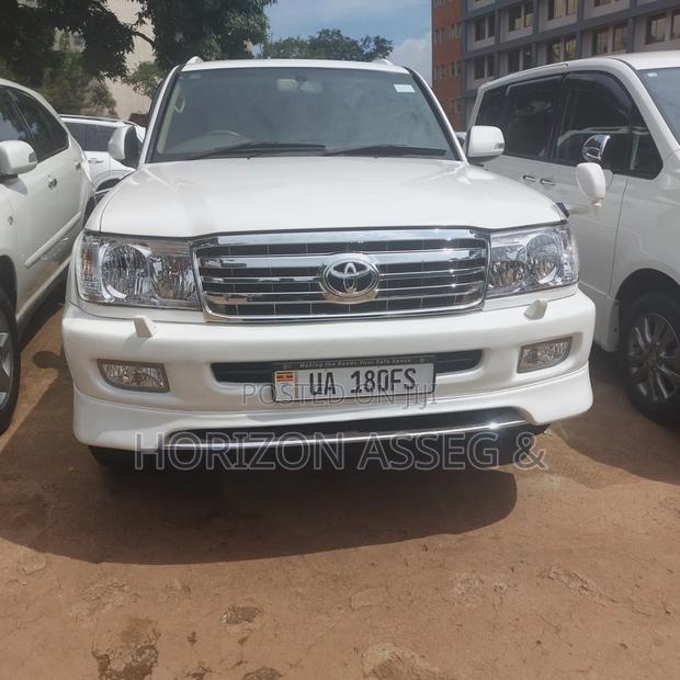 Toyota Land Cruiser Cygnus 4.7 2007 White