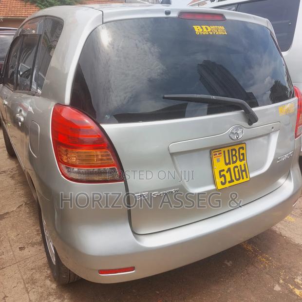 Toyota Corolla Spacio 1.5 X 2008 Gold