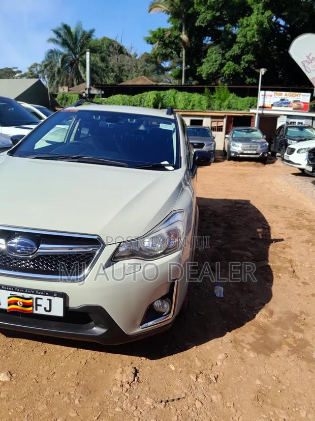 Subaru XV 2016 Green