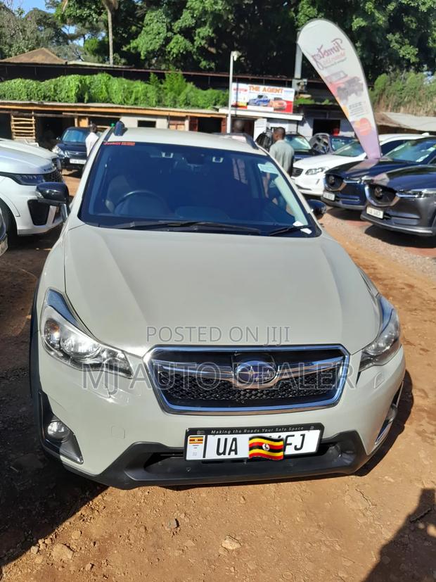 Subaru XV 2016 Green