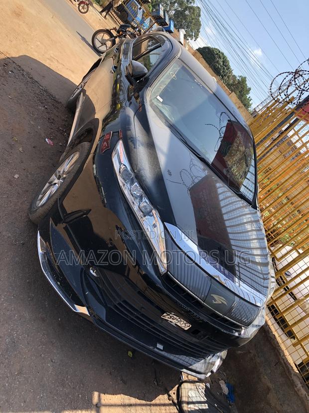 Toyota Harrier 2.0 4WD 2017 Black