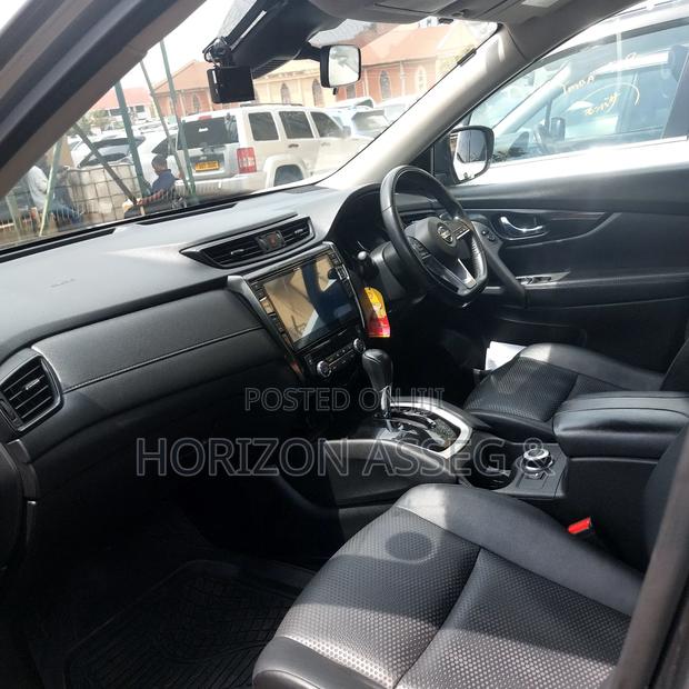 Nissan X-Trail 2.0 Petrol AWD 2017 Black