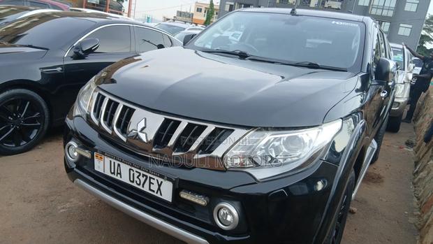 Mitsubishi L200 2018 Black