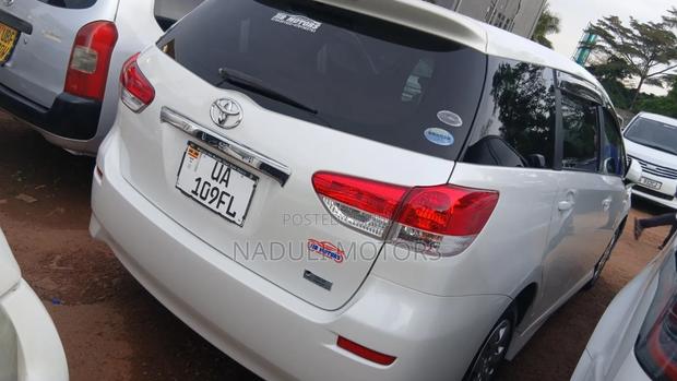 Toyota Wish 2011 White