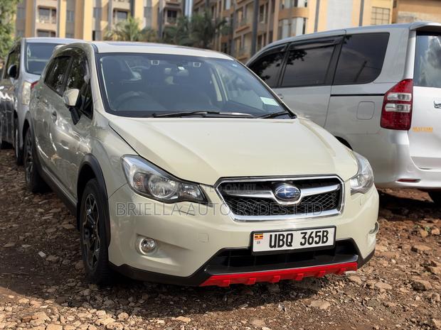 Subaru XV 2015 Green