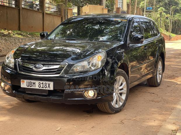 Subaru Outback 2011 Black