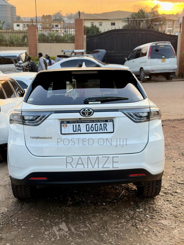 Toyota Harrier 2017 White