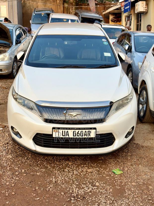 Toyota Harrier 2017 White