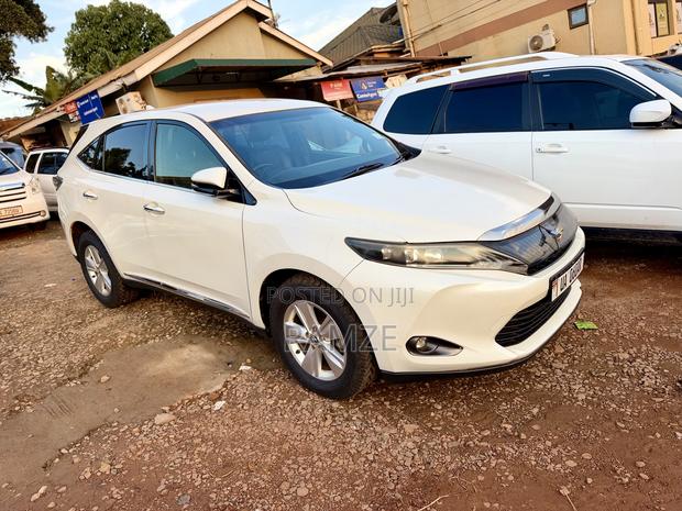 Toyota Harrier 2017 White