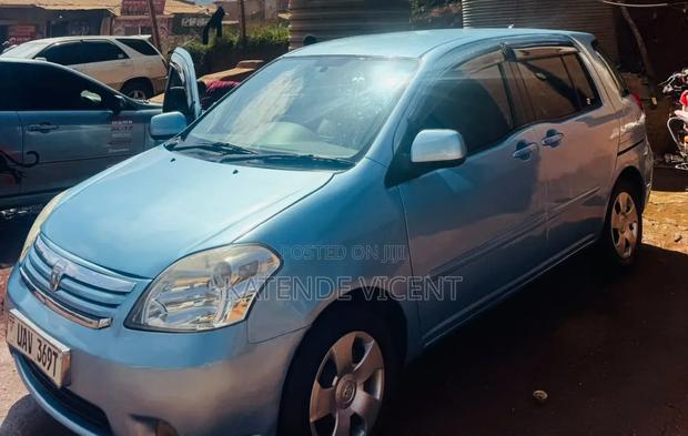 Toyota Raum 1.5 FWD 2005 Blue