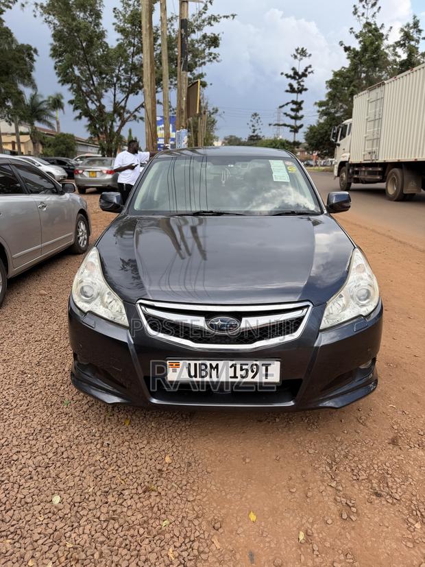 Subaru Legacy 2010 Gray