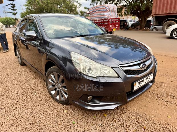 Subaru Legacy 2010 Gray