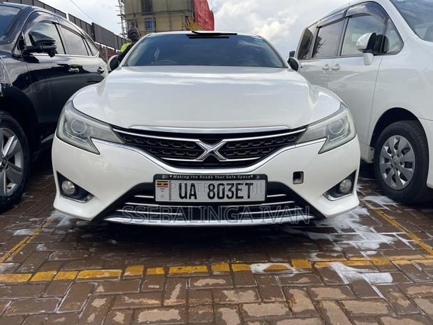 Toyota Mark X 2013 White