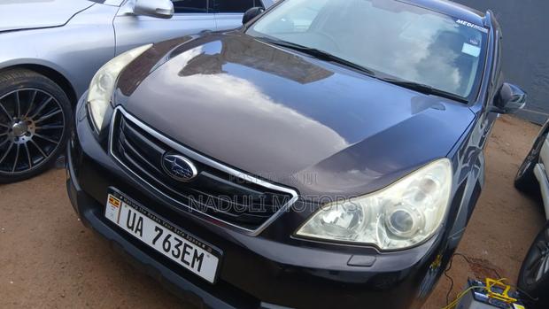 Subaru Outback 2012 Black