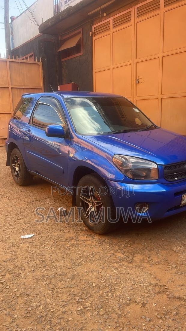 Toyota RAV4 2008 Blue