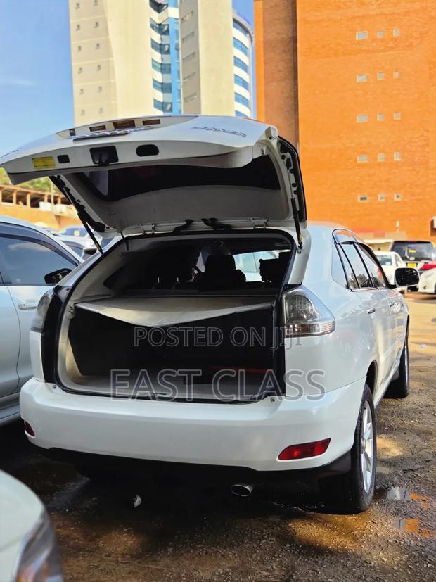 Toyota Harrier 2.4 2009 White